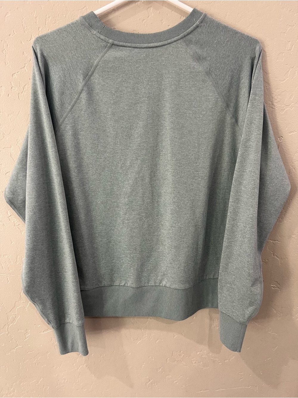 Vuori Halo Crewneck Sweatshirt
Size Small | Stormy Heather Green - Picture 3 of 7
